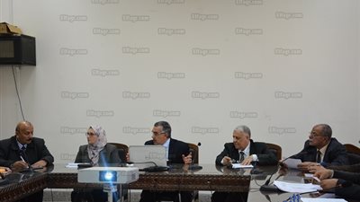 تفاصيل الجلسة رقم 145 لمجلس شؤون التعليم والطلاب بجامعة الفيوم (صور)