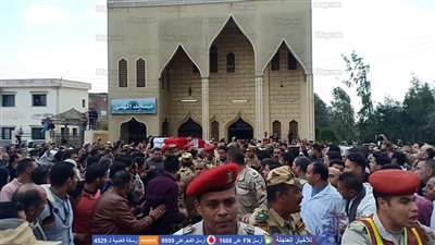 محافظ البحيرة ومدير الأمن يتقدمان الجنازة العسكرية لشهيد سيناء (صور)