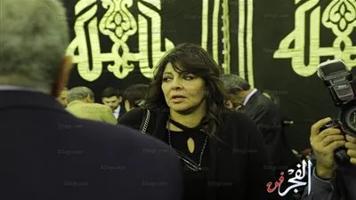 بوسي شلبي وهاني البحيري وهالة صدقي يشاركون بعزاء الكاتب إبراهيم سعدة (صور)