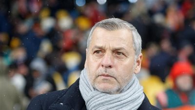 مدرب ليون: محاولة إيقاف ميسي لا جدوى منها.. وعلينا أن نستعد 150 %