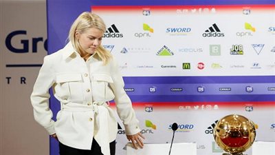 نجمة أولمبيك ليون تدعو لزيادة المساواة بين اللاعبين واللاعبات