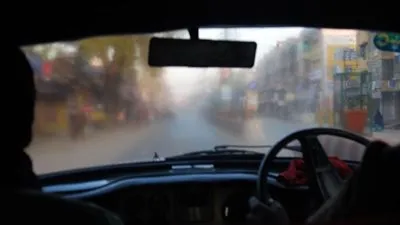 نصائح هامة تخلصك من الرطوبة في سيارتك.. تعرف عليها