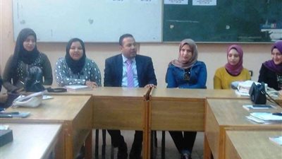 حلقة نقاشية حول النمو السكاني وأثره على قطاع التعليم بالقليوبية