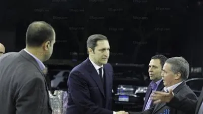 توضيح من الزميلة ولاء غنيم بشأن صورة علاء مبارك وابنة إبراهيم سعدة