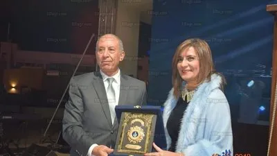 محافظ البحر الأحمر يكرم السفيرة نبيلة مكرم  في الحفل الختامي لمؤتمر مصر تستطيع (صور)