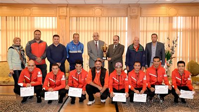 رئيس جامعة المنصورة يكرم  منتخب الدراجات  لفوزه بالمركز الأول في دوري الجامعات المصرية