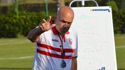 جروس يشكو من زيادة قائمة الزمالك