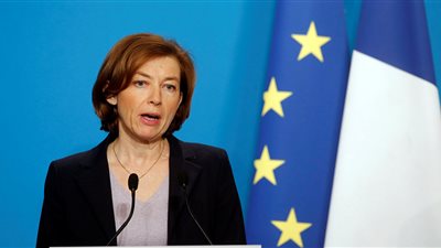 فرنسا تؤكد بقاءها في سوريا حتى محو 