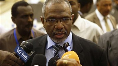 السودان: عجز ميزانية الدولة 3.3% واتجاه لإلغاء دعم البنزين