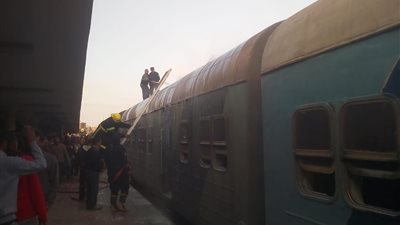 السيطرة على حريق بقطار القاهرة-الإسكندرية بمحطة بنها