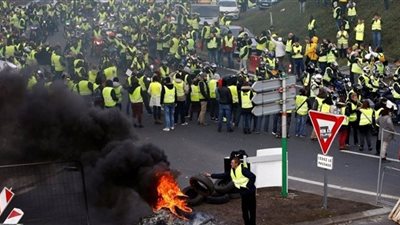 عاجل.. البرلمان الفرنسي يقر حزمة إنفاق استجابة لمطالب 