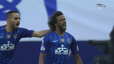 عاجل.. ياسر الشهراني يسجل الهدف الثاني للهلال في شباك الأهلي (فيديو)