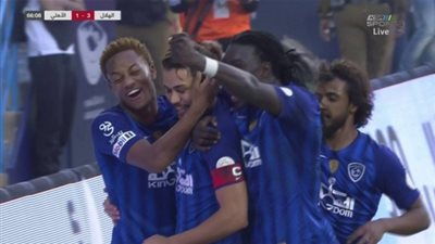 الهلال يحرز الهدف الرابع في شباك أهلي جدة (فيديو)