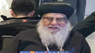 الأنبا موسى يصل لندن لإجراء فحوصات طبية عاجلة