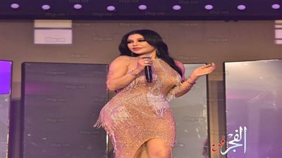 إطلالة عالمية لـ هيفاء وهبي في حفل الكريسماس بالإسكندرية (صور)