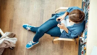 لهذه الأسباب الخطيرة.. لا تضعي ساق على آخرى عند ارتداء 