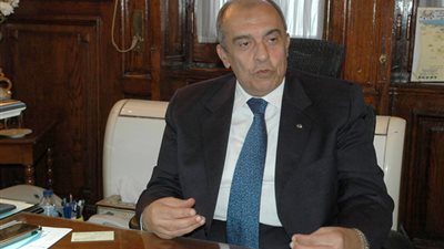 وزير الزراعة يشيد بجهود الخدمة الوطنية للقوات المسلحة لتنفيذ 7100 صوبة محمية 