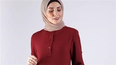 عبايات بألوان دافئة لإطلالة شتوية أنيقة (صور)