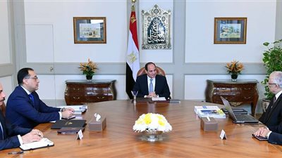 الرئيس السيسي يبحث آخر تطورات المشروع القومي لتطوير التعليم 