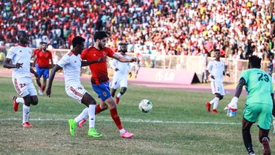 الأهلي يعرض 15 مليون و3 لاعبين لضم نجم إنبي