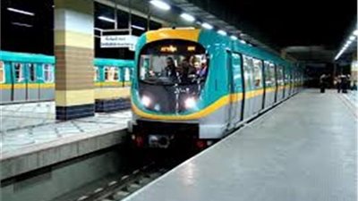 بتر قدم شاب حاول الانتحار أسفل عجلات المترو في الجيزة