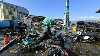 ارتفاع حصيلة ضحايا تسونامي إندونيسيا إلى 222 قتيلاً و843 مصاباً