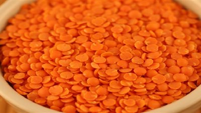 أسعار العدس تتراجع بقوة.. وتوقعات بمزيد من التراجع خلال الفترة المقبلة