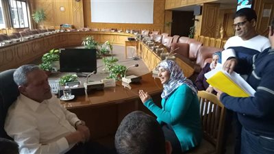 محافظ الإسماعيلية: خدمة المواطنين على رأس أولوياتي