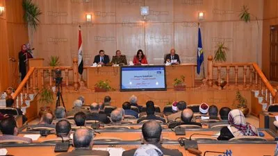 ننشر تفاصيل جلسة المجلس التنفيذي لدمياط بحضور المحافظ (صور)