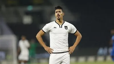 بطل البريميرليج يقطع الطريق على الأهلي والزمالك ويقترب من ضم