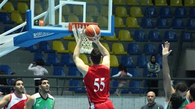 سلة الأهلي تتفوق على الاتحاد في ذهاب نهائي المرتبط