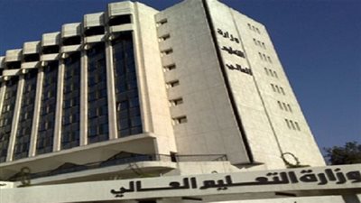 عاجل.. الحكومة تعلق على 