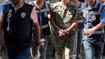 تركيا تحتجز 450 شخصا على علاقة بــ