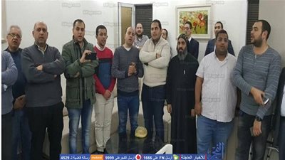 الأنبا يؤانس يصلي تسبيحة كيهك من داخل مستشفى الحياة (صور)