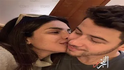 بريانكا شوبرا تحتفل بأول كريسماس لها بعد الزواج