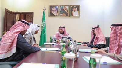 أمير منطقة الحدود الشمالية يستقبل مستشار وزير الخدمة المدنية