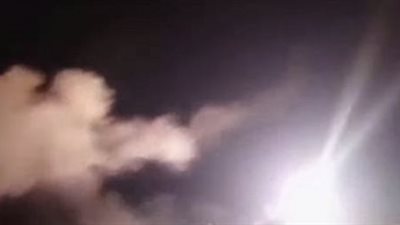 تقرير: إصابة مسؤولين من حزب الله بالغارات الإسرائيلية على سوريا