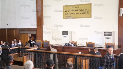 مبارك في محاكمة 