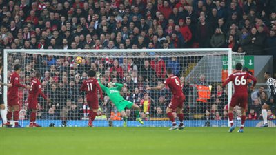 عاجل.. لوفرين يهز شباك نيوكاسل بالهدف الأول ويتقدم لليفربول (فيديو)