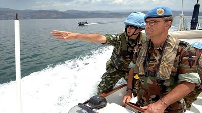 المراقب الأممي يسلم اليمنيين آلية تنفيذ الانسحاب من ميناء ومدينة الحديدة