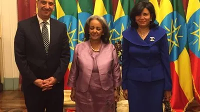 سفير مصر لدى إثيوبيا يقدم أوراق اعتماده لرئيسة الجمهورية