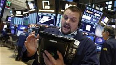 انخفاض مؤشرات الأسهم الأمريكية مع تراجع المبيعات