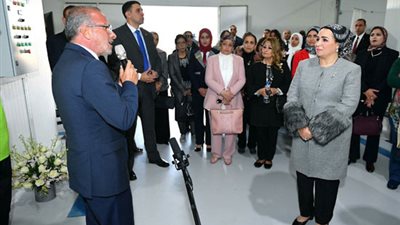 قرينة الرئيس تزور مشروع الصوب  الزراعية بالعاشر من رمضان (صور)