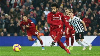 أسطورة ليفربول يفتح النار على محمد صلاح