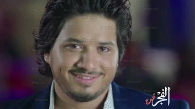 مصطفى حجاج يشعل 