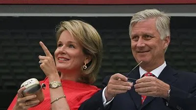 ملكة بلجيكا وأسرتها تزور معبد فيلة والمسلة بأسوان 