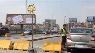 إغلاق محور 26 يوليو جزئيًا لتطوير الفواصل والأسوار المعدنية