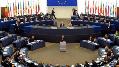 الاتحاد الأوروبي يمدد من جديد العقوبات المفروضة على روسيا