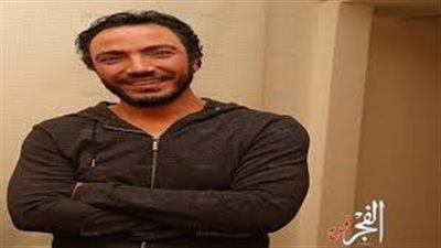 جولة مع الفنانين.. طارق لطفي يروج لـ 