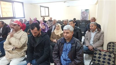 وكيل رياضة القليوبية يبحث مع مديري شباب شبرا وقليوب تذليل العقبات (صور)